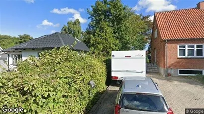 Andelsboliger til salg i Højby - Foto fra Google Street View